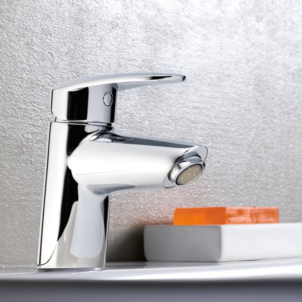 Vitra Dynamic -S Taps _ Brassware 1